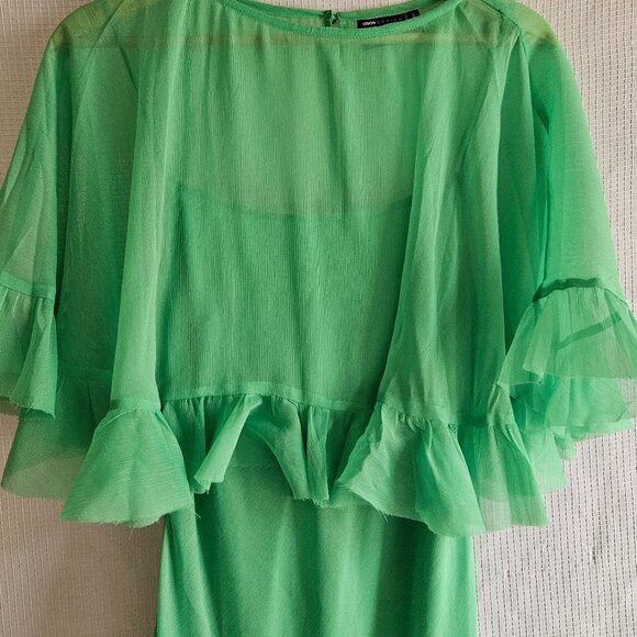 ASOS DESIGN cape overlay ruffle bias maxi dress in bright green - Picture 2 of 11